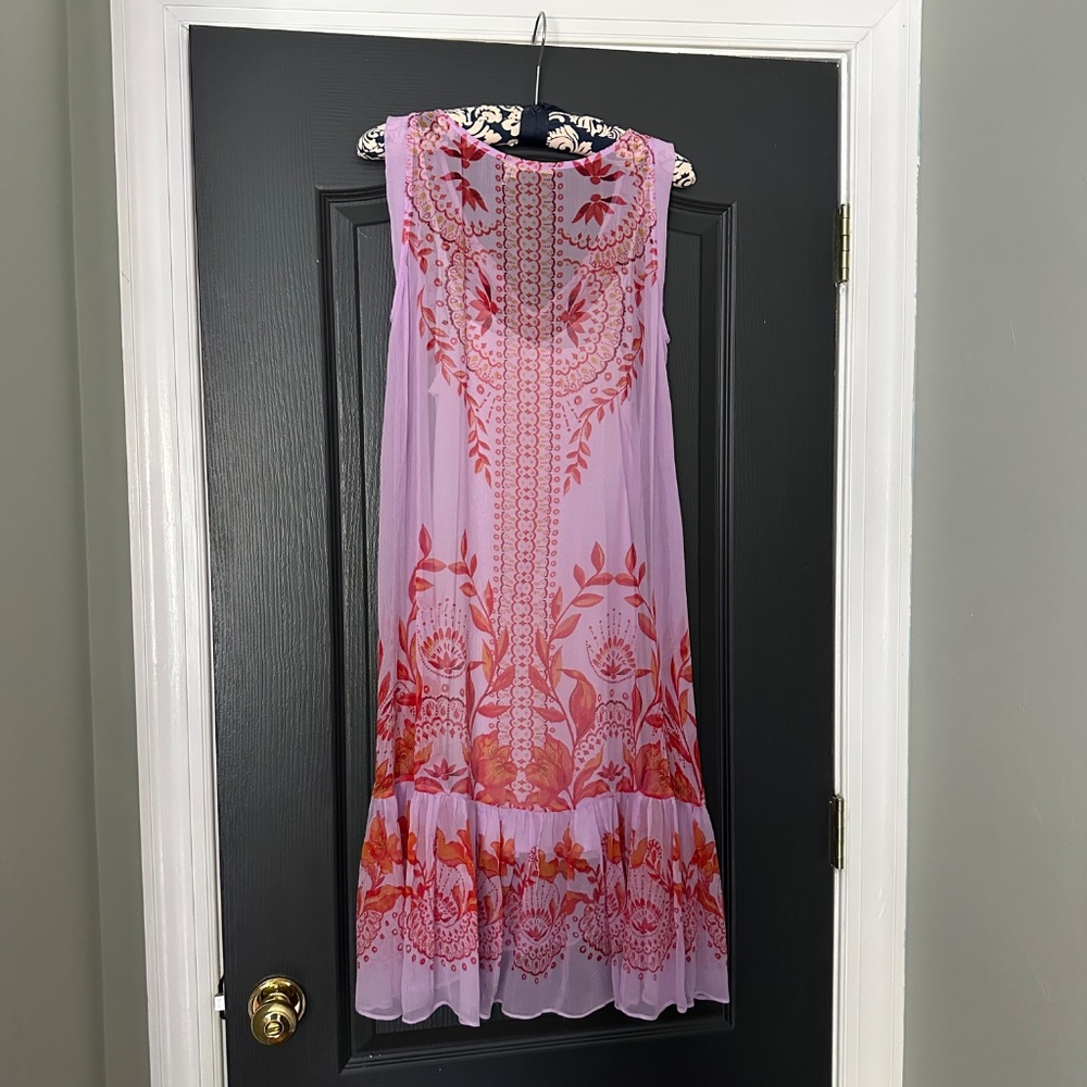 Lavender patterned silk dress | Size 8 - Picture 2 of 4
